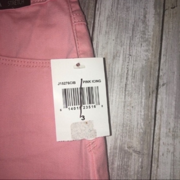 NWT Rewash High Rise Pink Icing Shorts - Picture 2 of 4